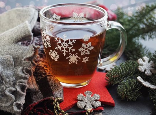 tasse de thé hivernale
