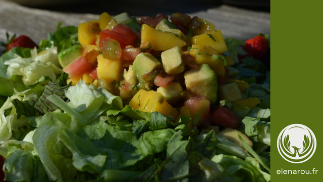 Mango salsa en photo