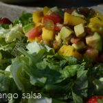Mango salsa : un recette sublime de salade aux mangues, avocats, tomates et poivrons